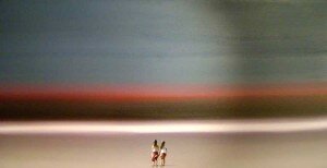 girls-by-the-sea